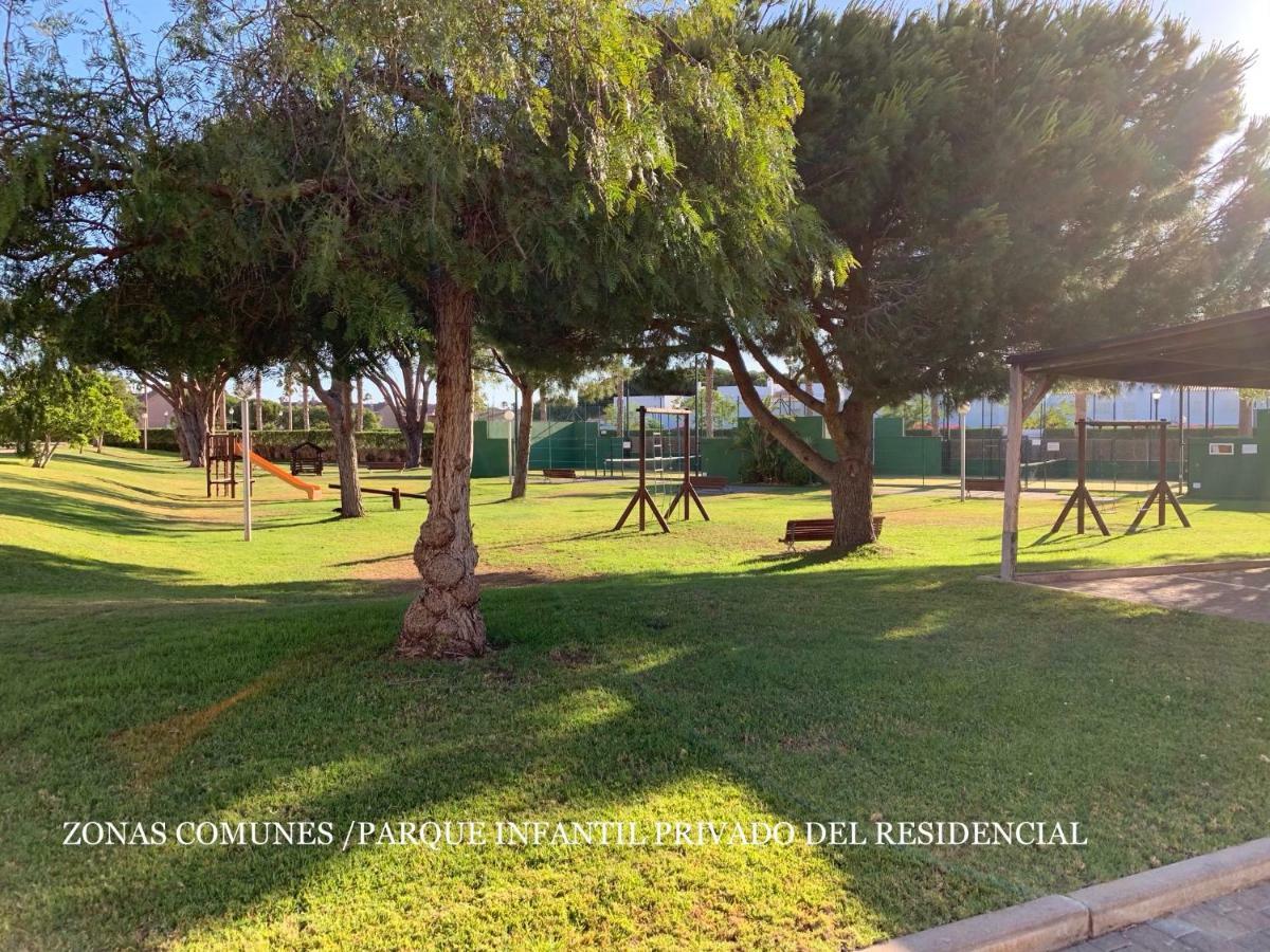 Novo Sancti Petri - Adosado Residencial El Trebol - Chiclana Villa Chiclana de la Frontera Exterior photo